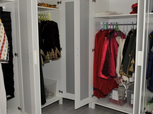 Ιματιοθήκη